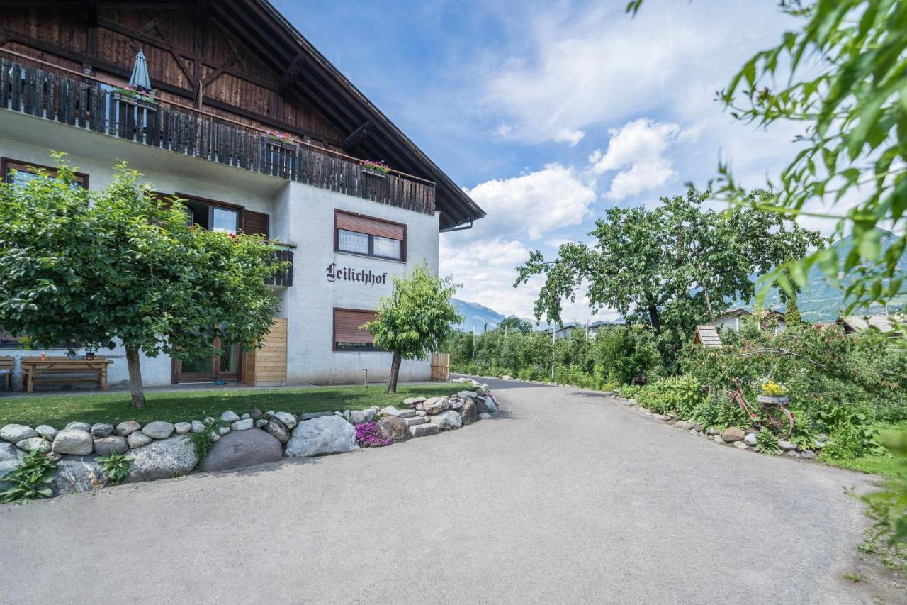 Apartment Tschigat Leilichhof Лана Экстерьер фото